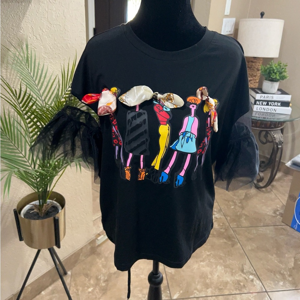 SHEIN Black T-Shirt